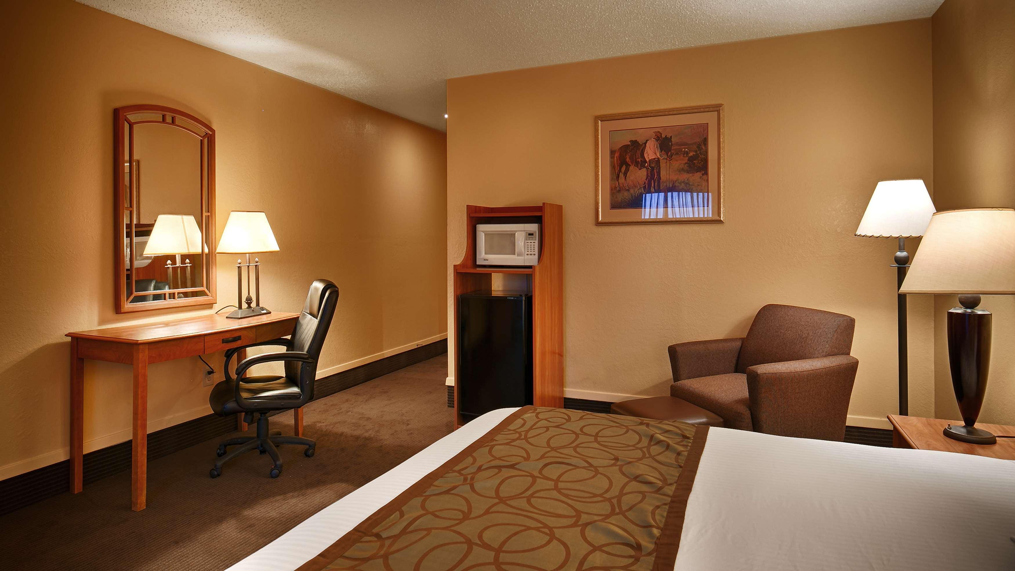 Red Roof Inn & Suites Sulphur Springs Exteriör bild
